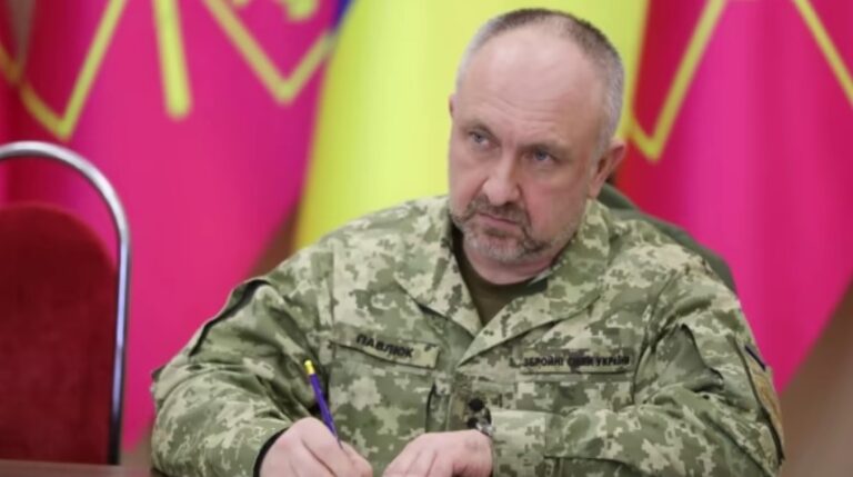 Zelenski a numit un nou comandant al Forțelor Terestre Ucrainene