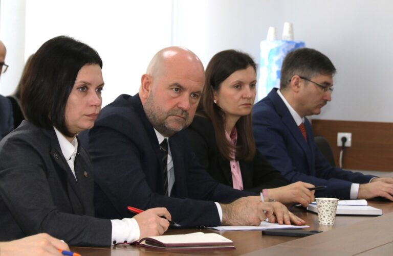 Avans în discuțiile cu fermierii protestatari. Statul schimbă abordarea și acceptă majorarea cotelor creditelor garantate