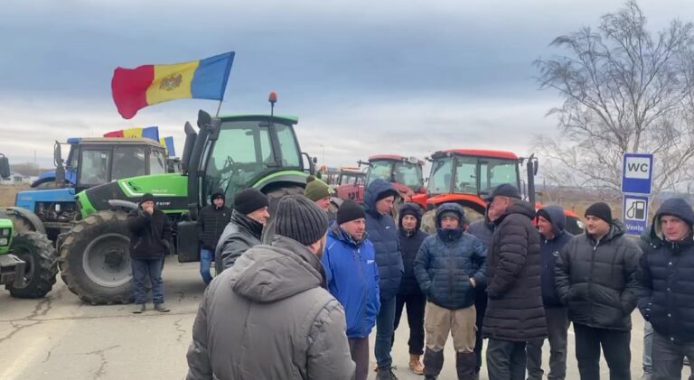 Fermierii revin mâine la proteste și amenință din nou cu blocarea Vămii Leușeni