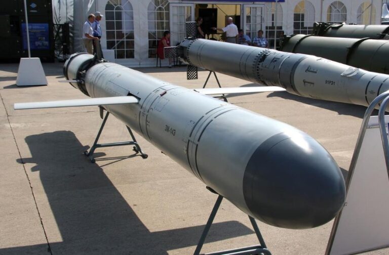 Rusia pregătește un atac masiv cu rachete, anunță Comandamentul militar Sud al Ucrainei