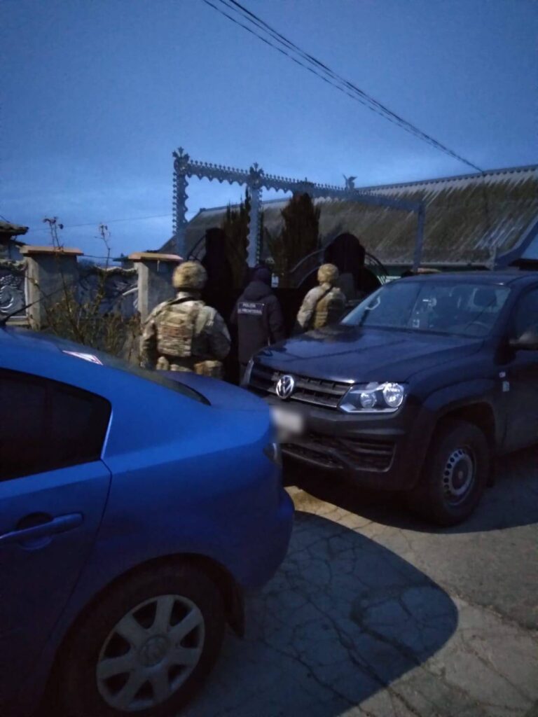 O rețea ce organiza migrația ilegală a ucrainenilor, destructurată la Ștefan Vodă