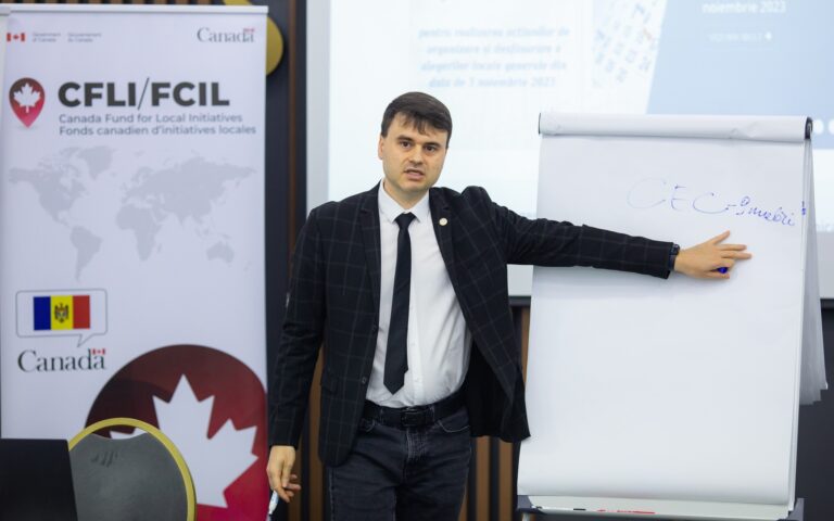 A demisionat secretarul Comisiei Electorale Centrale, Alexandru Berlinschii