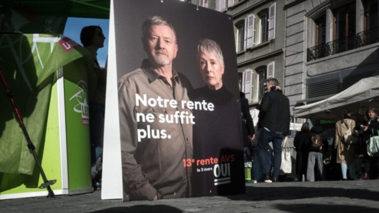 Elvețienii se pronunță, în cadrul unui referendum, asupra majorării vârstei de pensionare la 66 de ani