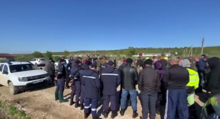 Campanie amplă a polițiștilor, salvatorilor și voluntarilor pentru căutarea unei fete de 19 ani
