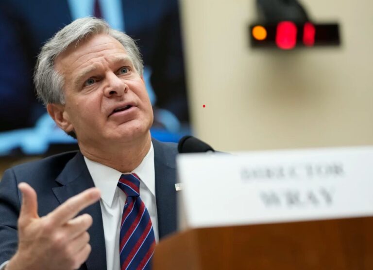 Șeful FBI, avertisment „îngrijorător” despre un potențial atac terorist în SUA: Amenințarea cu care ne confruntăm în prezent este la un nivel maxim