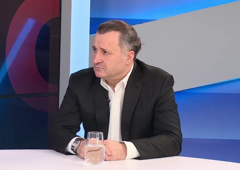 Vlad Filat, despre cazul șefului Comisiei Pre-Vetting, Herman von Hebel: Cred că trebuie să-și dea demisia