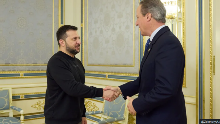 Diplomația britanică, în sprijinul Kievului. Cameron avertizează SUA despre pericolul întârzierii votului în Congres