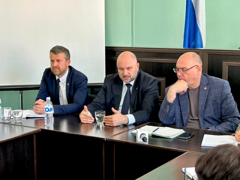 Ministrul Parlicov, la întâlnirea cu primarii și antreprenorii din Bălți: R. Moldova trece într-o nouă eră de aprovizionare cu gaze
