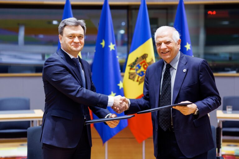 Moldova a semnat cu UE Parteneriatul pentru Securitate și Apărare