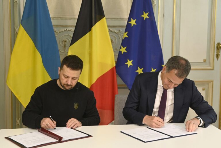 Ucraina şi Belgia au semnat un acord de securitate bilateral, ce include livrarea a 30 de avioane F-16