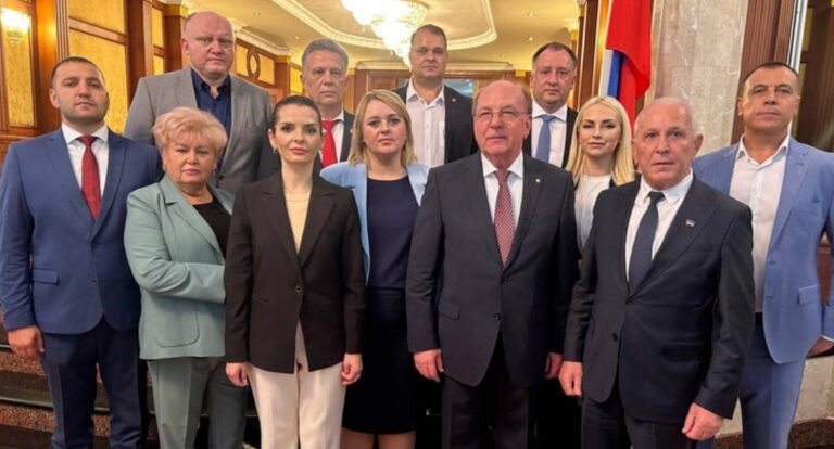 Sindrofie cu atacuri la Ambasada Rusiei de la Chișinău. Vasnețov, discursuri pro-război și critici în adresa guvernării în cadrul recepției cu politicieni din opoziție