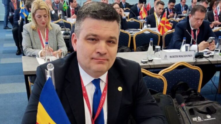 Șeful Biroului Interpol de la Chişinău, Viorel Țentiu, plasat în arest la domiciliu pentru 30 zile