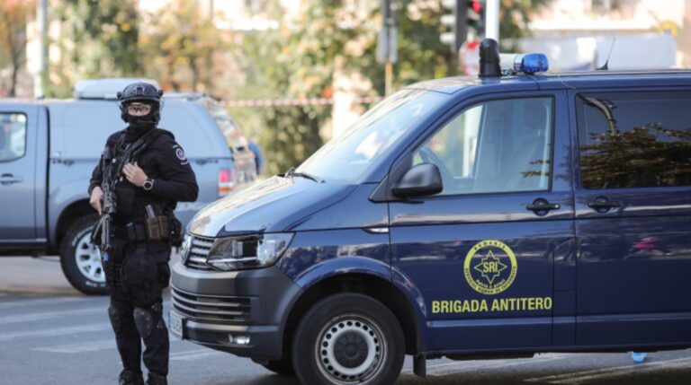 Un sirian a aruncat cu un cocktail Molotov în clădirea Ambasadei Israelului din București și apoi a încercat să-și dea foc