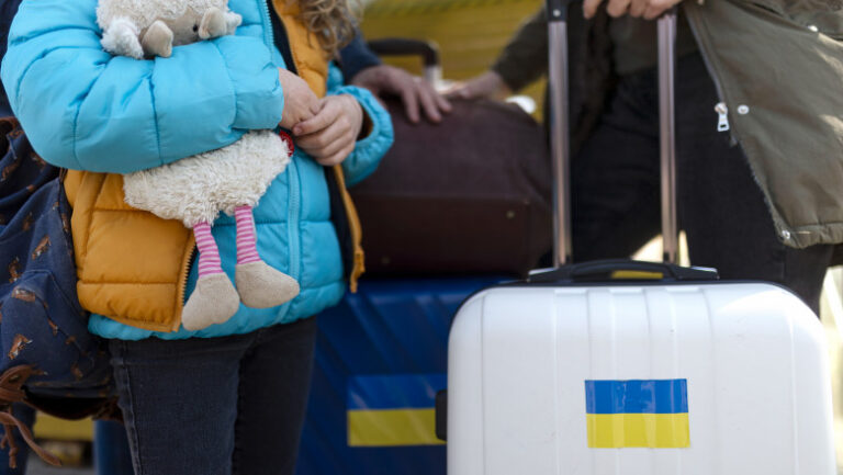 UE prelungeşte până în 2026 protecţia pentru refugiaţii ucraineni