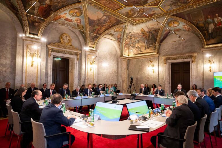 Statele din regiunea Dunării au semnat o declarație comună privind combaterea amenințărilor hibride ale Rusiei