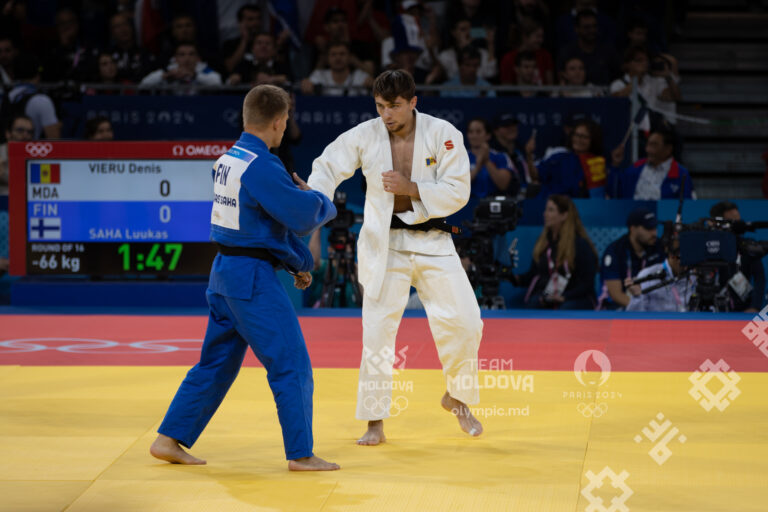 Judocanul Denis Vieru a acces în sferturile de finală la Jocurile Olimpice de la Paris