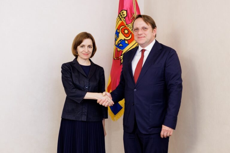 Maia Sandu, întrevedere cu Olivér Várhelyi: Progresul R. Moldova în procesul de aderare, printre subiectele abordate