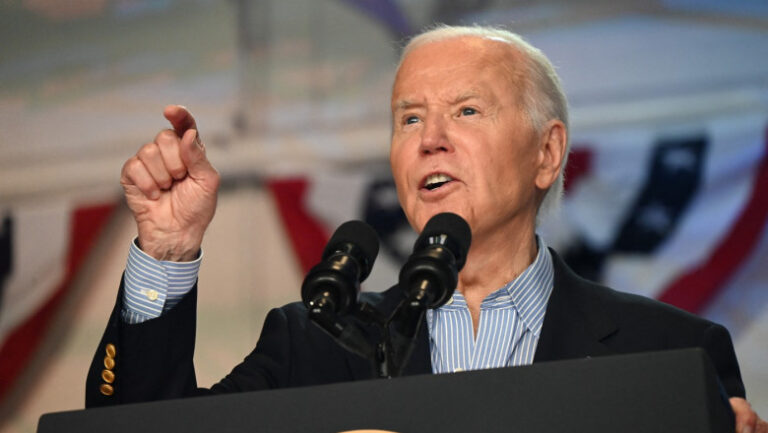 Biden insistă să rămână în cursa pentru Casa Albă: Nu-mi pasă ce cred numele mari