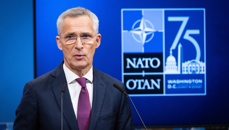 Stoltenberg: Ucraina va primi mai mult ajutor militar, dar este prea devreme pentru o decizie de aderare la NATO
