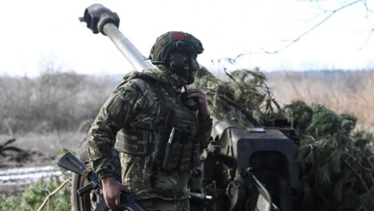 Lupte grele pe frontul din estul Ucrainei: Rușii anunță că au mai cucerit o localitate