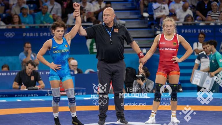 Luptătoarea Anastasia Nichita a ajuns în semifinale, după două lupte încheiate azi cu victorii la Jocurile Olimpice