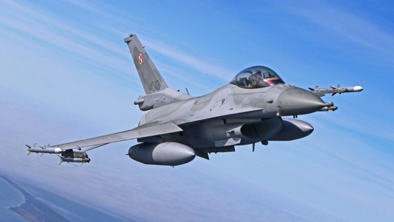 Ucraina a pierdut un F-16. Avionul de luptă s-a prăbușit în timp ce respingea un atac al forțelor ruse