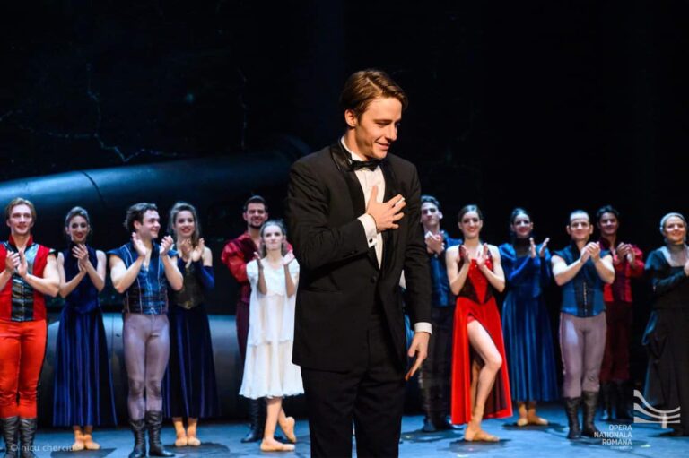 Dirijorul Cristian Spătaru, soțul Valentinei Naforniță, este noul director artistic al Teatrului Național de Operă și Balet „Maria Bieșu”