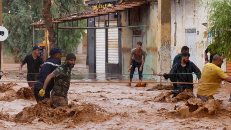 Inundaţii în Africa Centrală şi de Vest: Sute de morţi şi milioane de sinistraţi