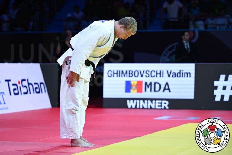 Vadim Ghimbovschi a cucerit medalia de bronz la Campionatul Mondial de judo