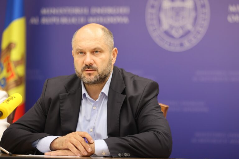 Victor Parlicov, după întâlnirea cu președintele Gazprom: „Am discutat despre soluționarea datoriei Moldovagaz și livrările de gaze pentru Moldova”