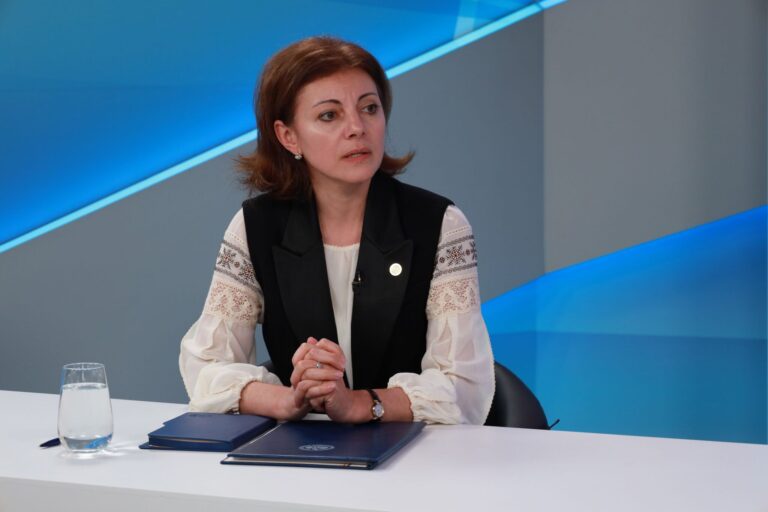 Șefa CEC: Îndemnăm tinerii să iasă la vot