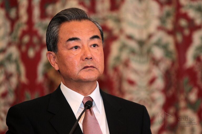 China: Ministrul de externe Wang Yi afirmă că UE este ”un asociat, nu un rival” şi cere independenţă Bruxelles-ului