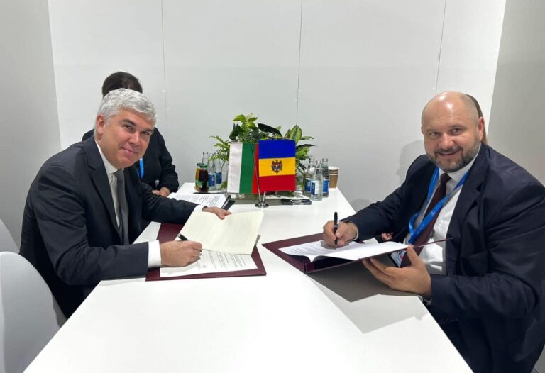 Memorandum semnat la Baku: R. Moldova și Bulgaria vor crea un grup de lucru comun pentru Energie