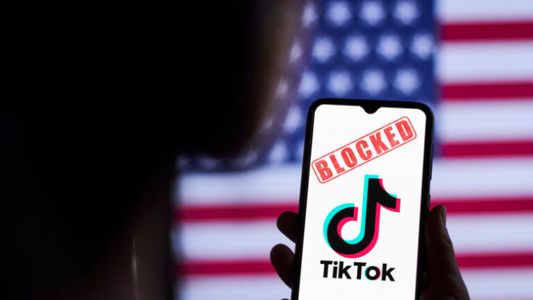 Utilizatorii americani nu mai pot accesa TikTok: Platforma, blocată în SUA