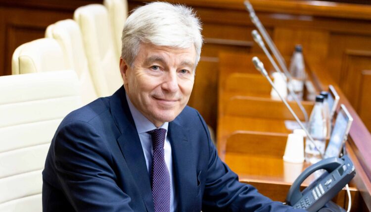 Eugen Carpov, numit în funcția de director al ANRE pe un termen de 6 ani