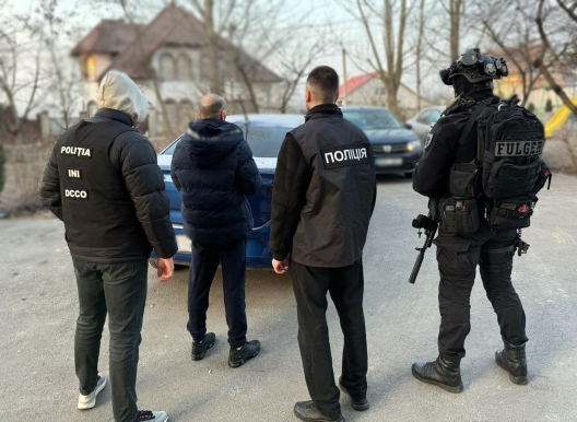 VIDEO/ Trei mercenari moldoveni care au luptat de partea separatiștilor pro-ruși în Donbas, reținuți