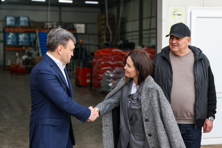 Dorin Recean, vizită la o companie din Anenii Noi: Îi încurajez pe toți cei care au o idee de afacere să o inițieze, căci Guvernul va fi alături
