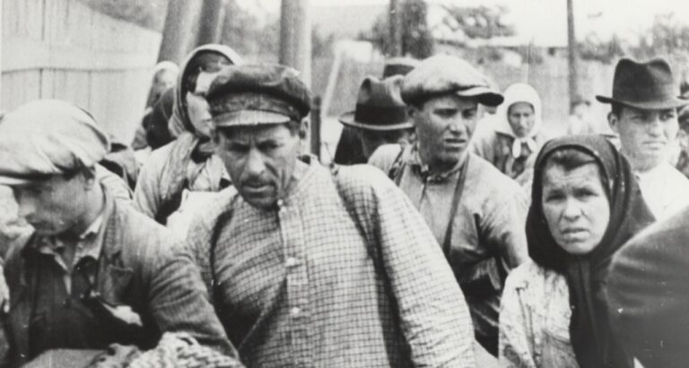 84 de ani de la masacrul de la Fântâna Albă: Peste 3.000 de români bucovineni uciși de trupele sovietice