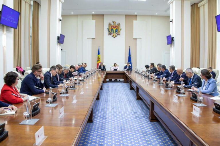 Sandu, Recean și Grosu consolidează sprijinul extern: Întâlnire cu ambasadorii și partenerii UE