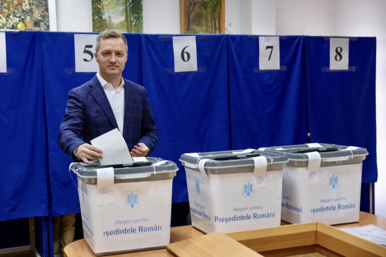 Adrian Dupu: Am votat pentru un președinte care iubește Republica Moldova la fel de mult cum iubește România
