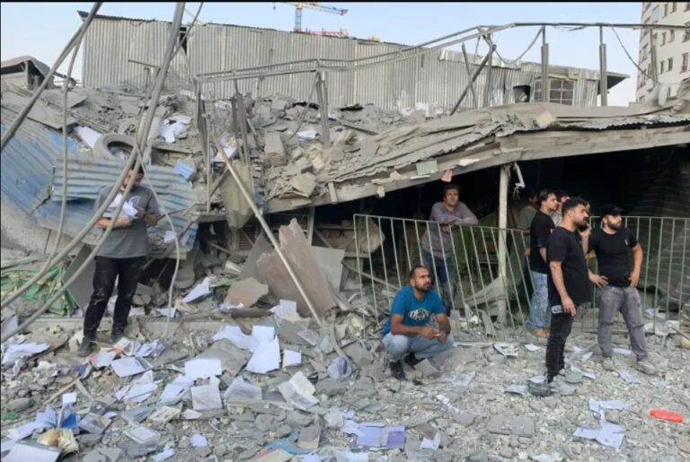 Atacuri sângeroase în Iran: 31 de morți și 55 de răniți