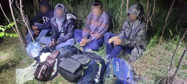 VIDEO/ 3.500 de euro pentru fiecare migrant: Rețea de traficanți, destructurată la Ungheni