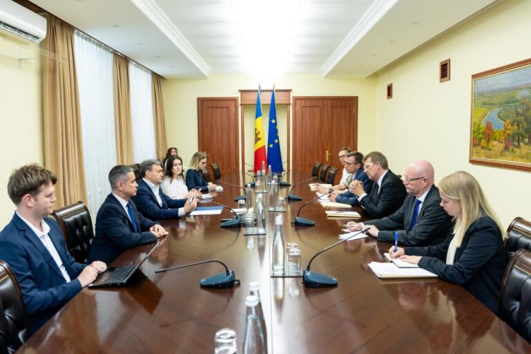 Dorin Recean, discuție cu ministrul danez al Apărării: Integrarea europeană este unică direcție spre pace și bunăstare