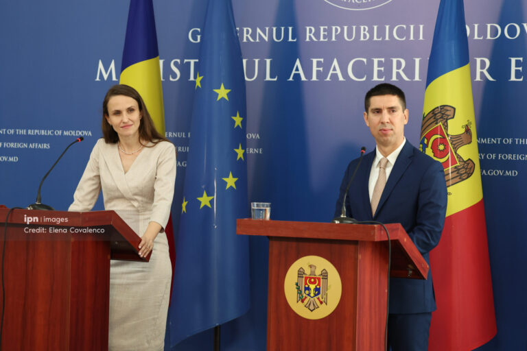 România susține deschiderea mai multor clustere în negocierile de aderare a Moldovei la UE – Oana-Silvia Țoiu, în prima vizită oficială la Chișinău