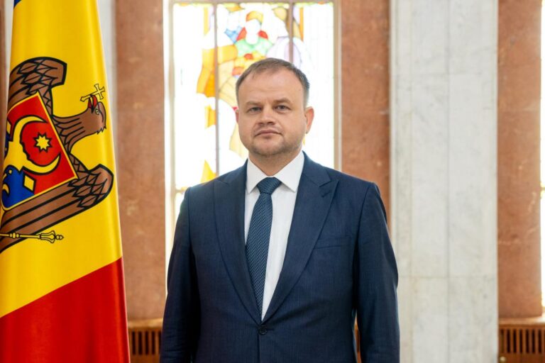 Vicepremierul Roman Roșca: Mai puține secții de vot pentru alegătorii din stânga Nistrului la scrutinul din 28 septembrie