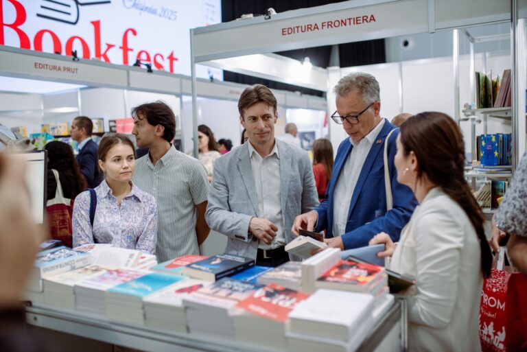 Bookfest Chișinău 2025 – cea mai de succes ediție de până acum, desfășurată la Universitatea de Stat din Moldova