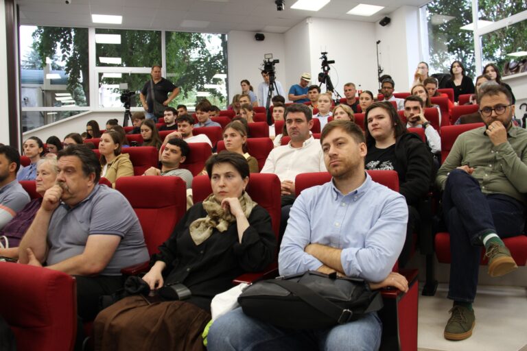 Conferință internațională la USM: „Integrarea europeană a Republicii Moldova în contextul războiului hibrid”