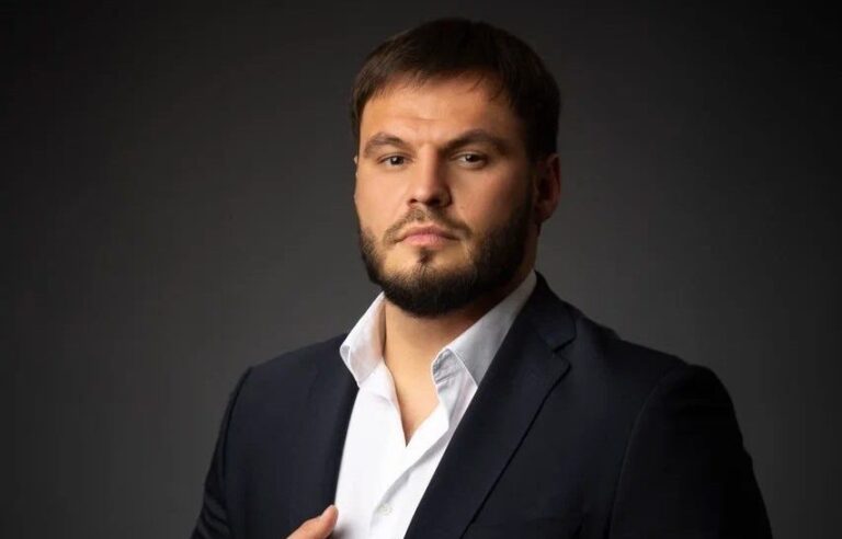 Socialistul Maxim Moroșan, vizat în dosarul destabilizărilor, a dat bir cu fugiții