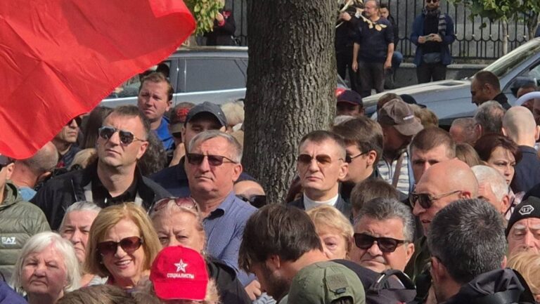 (FOTO) Oamenii lui Șor, în slujba lui Dodon. Nici condamnatul fugar nu a reușit să salveze protestul „patrioților”