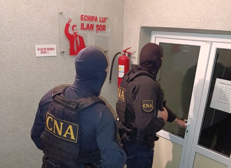 Descinderi masive în dosarul „Șor”: bani, carduri și tehnică confiscată în schema de corupere a alegătorilor